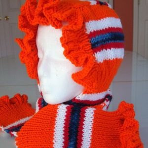Hand Knitted Hat/Scarf, Girl's 6-8